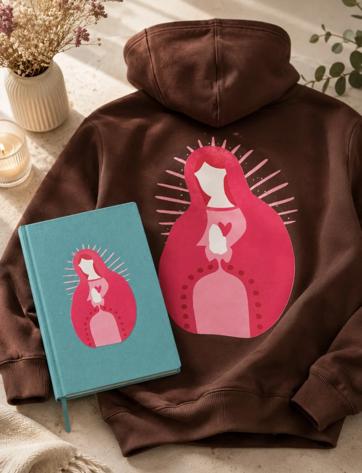 Prendas y cuadernos católicos a juego